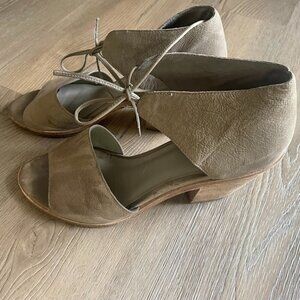 Eileen Fisher Women's Sandal Shoe Leather Ann Ankle Tie Gray Classic Preppy 10